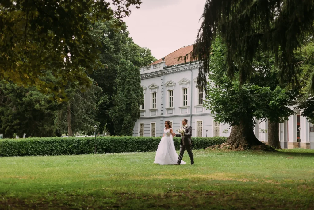 svadba nevesta ženích svadobná fotografia portrét